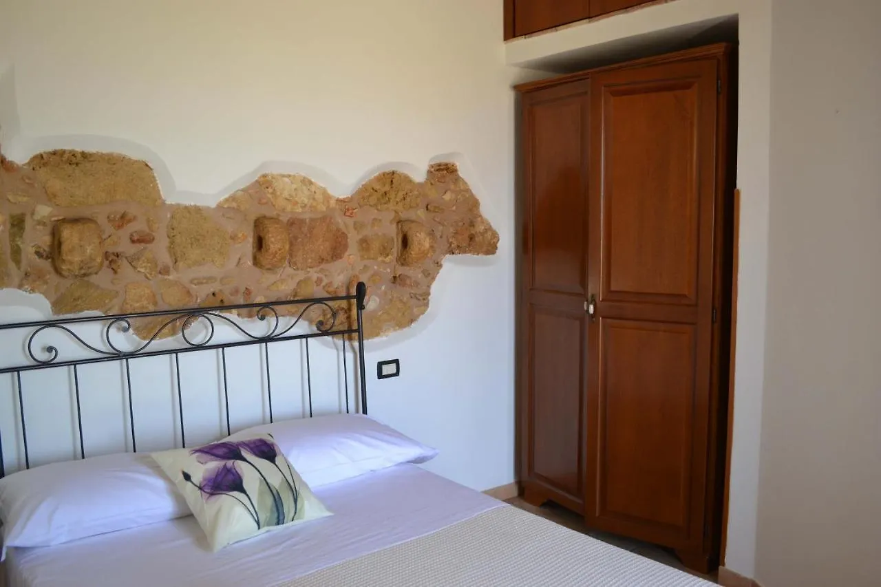 Hotel Cala Buguto Custonaci 0*,  Italia