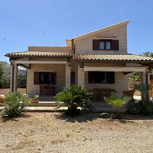 Lea Villa
